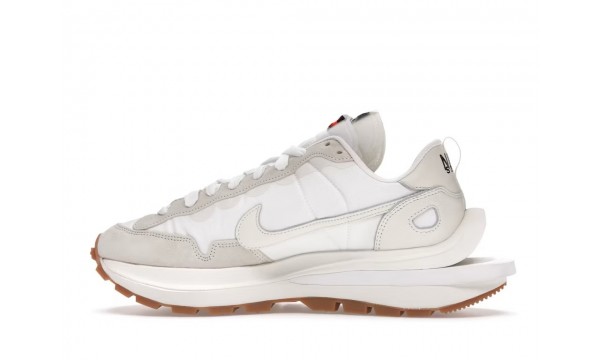 (Free Shipping)Nike Vaporwaffle Sacai Sail Gum DD1875-100