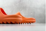 (Free Shipping)Yeezy Slide Enflame Orange GZ0953