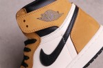 (Free Shipping)Jordan 1 Retro High Rookie of the Year 555088-700