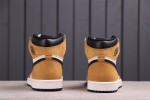 (Free Shipping)Jordan 1 Retro High Rookie of the Year 555088-700