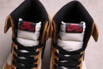 (Free Shipping)Jordan 1 Retro High Rookie of the Year 555088-700